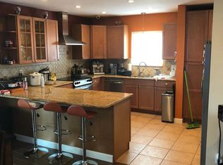 970 W 53rd Ter, Hialeah, FL 33012
