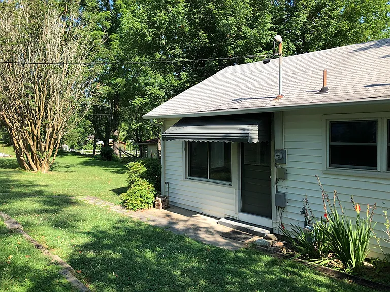 Side yard