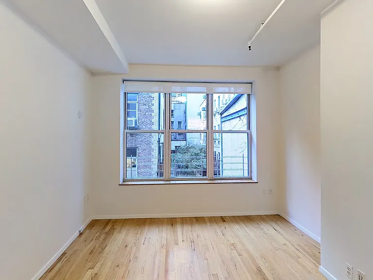 41 John St #3A — Photo 10