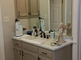 930 High Lake Dr, Baton Rouge, LA 70810