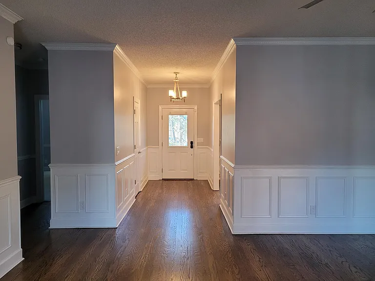 850 Torrey Pines Dr — Photo 3
