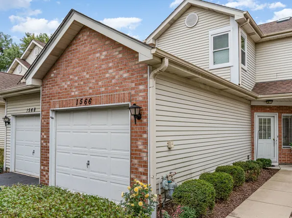 1566 Darien Lake Dr, Darien, IL 60561