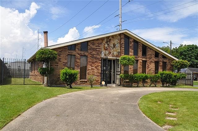 1st image of 7660 Jonlee Dr
