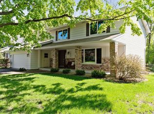 7313 Schey Dr, Edina, MN 55439