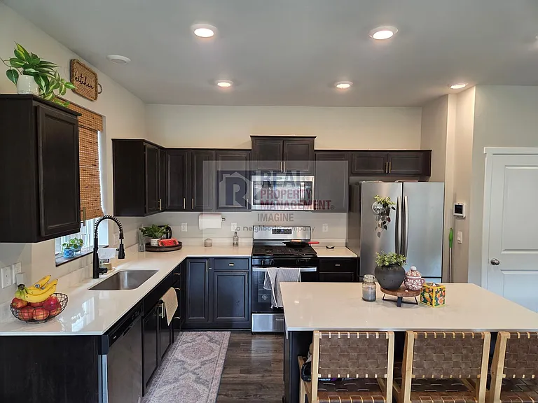 6032 Addison Rd SW — Photo 10