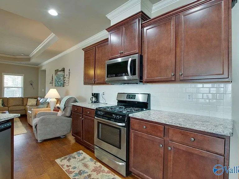 7206 Lathan Dr SE — Photo 12