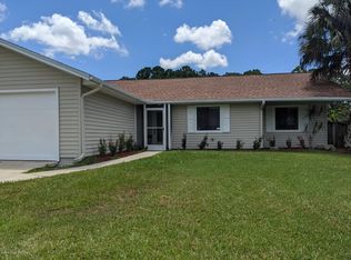 526 Rheine Rd NW, Palm Bay, FL 32907