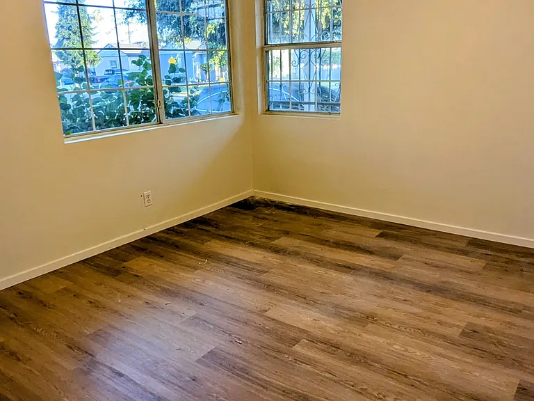 5043 Millux Ave — Photo 6