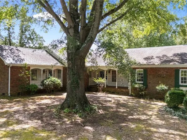 301 W Dalton Rd, King, NC 27021