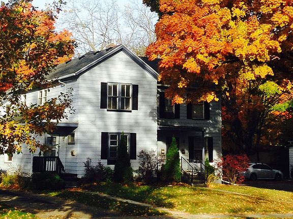 2nd image of 1109 Seymour Ave #2