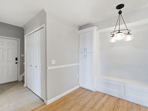 5th image of 8550 TOUCHTON Road #333