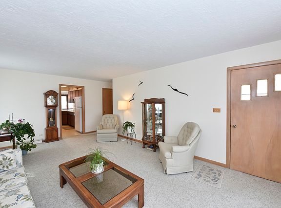 4th image of 516 Norton Ave