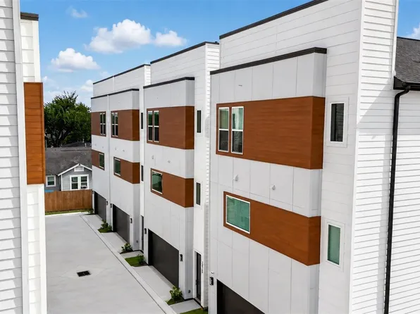 2415 Harrington St, Houston, TX 77026