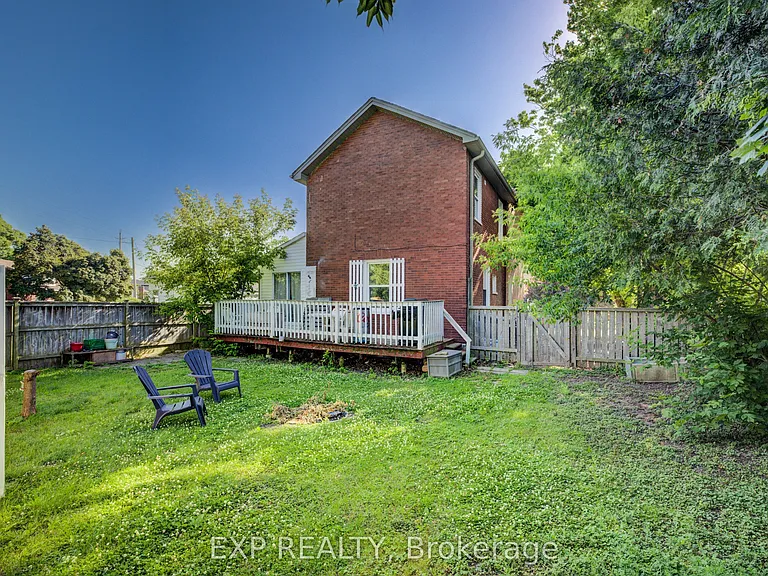63 Brook St #UPPER — Photo 21