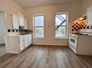 2013 S Loomis St #2F, Chicago, IL 60608