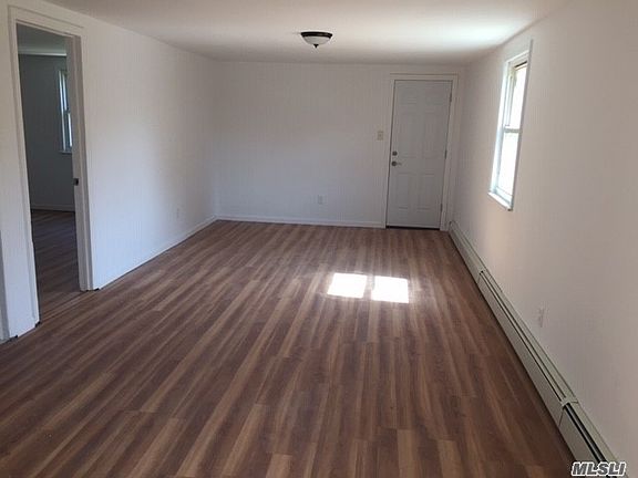 3rd image of 12 Juanita Ave