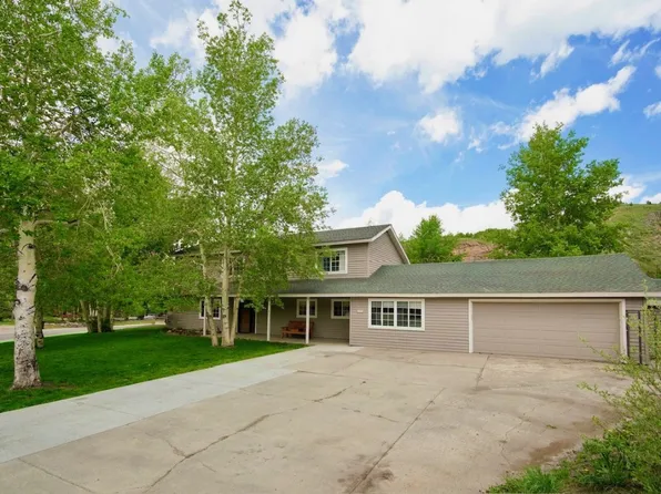 897 Deer Path Rd, Dillon, CO 80435