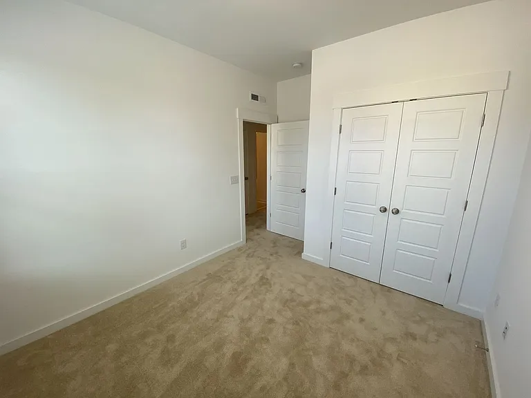 1110 Kiernan Grove Ln — Photo 41