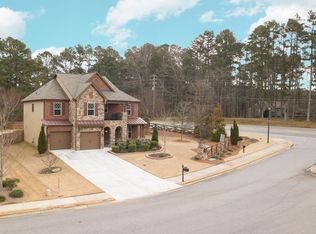 5860 Bluff Heights Dr, Cumming, GA 30040