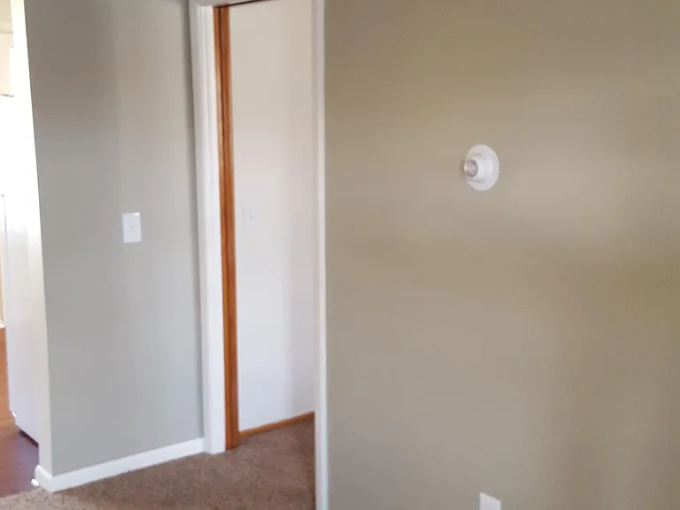 721 E Maple St #5 — Photo 3
