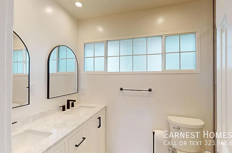 17155 Donmetz St — Photo 20