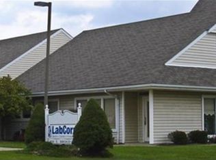 418 E Broad St, Elyria, OH 44035