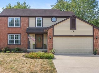 1267 Misty Pine Ct, Grove City, OH