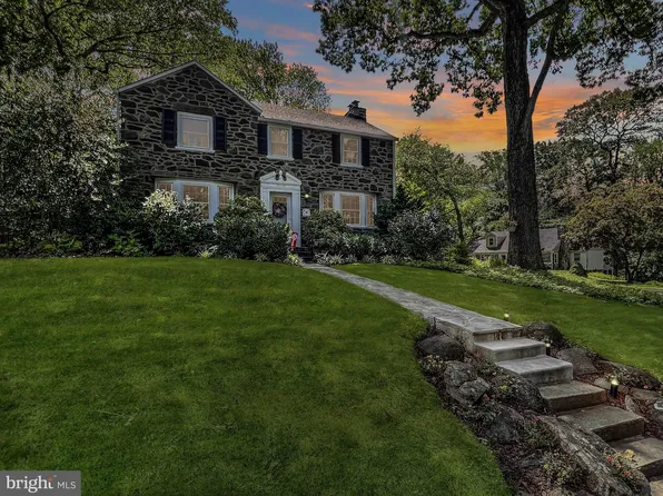 5256 Apache Ln, Drexel Hill, PA 19026