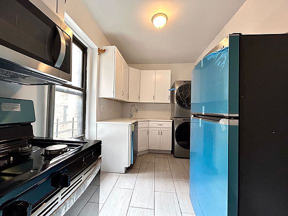 3rd image of 590 Fort Washington Ave APT 5L