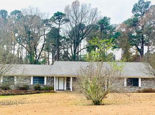18 Dunham Dr, Texarkana, TX 75503