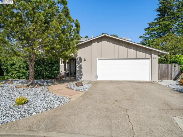27795 Pleasant Hill Ct, Hayward, CA 94542