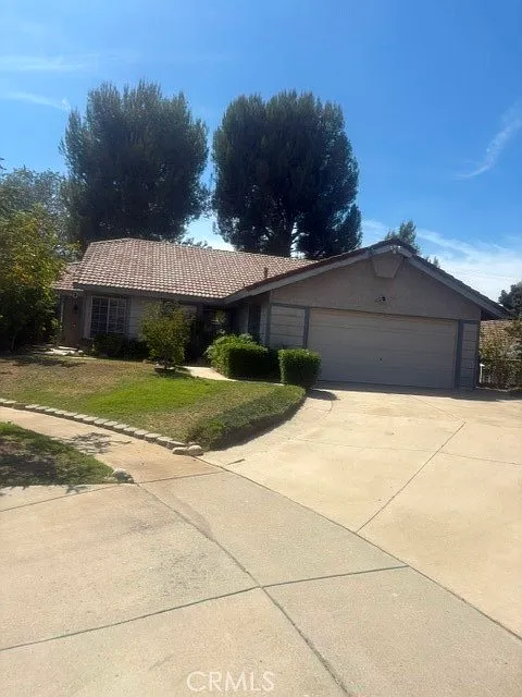 7434 Spinel Ave