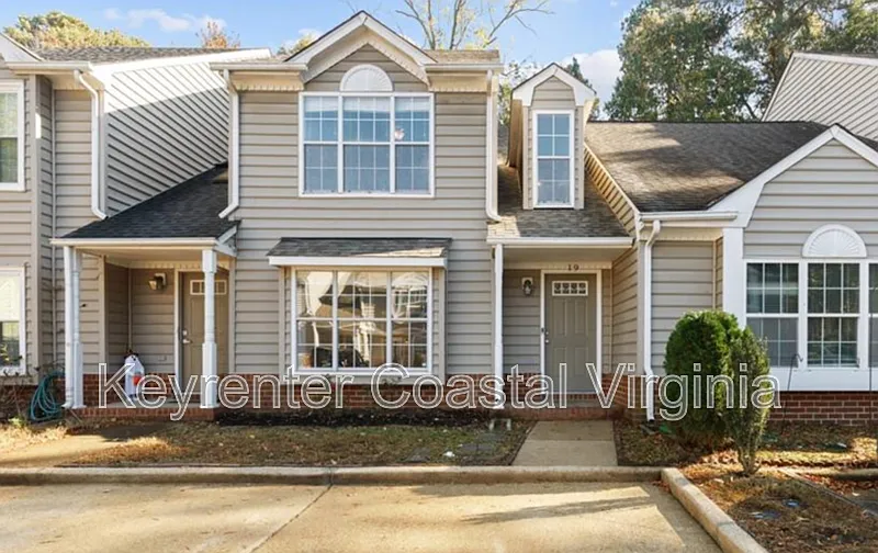 3 bed, 2.5 bath, 1500 sqft, $2,050 — Photo 1