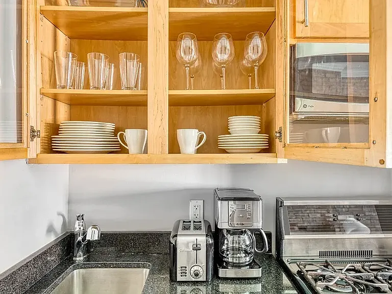 44 Avenue B #R4D — Photo 8