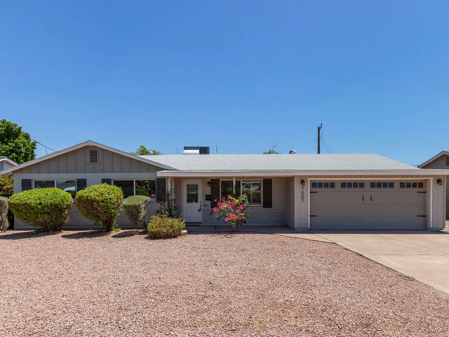 4 bed, 1950 sqft, $3,695 — Photo 1