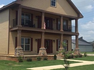 910 17th Ave E, Tuscaloosa, AL 35404