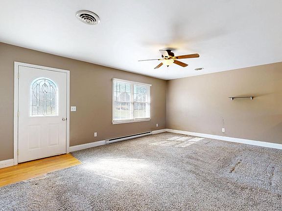 5th image of 3 Brook Dr