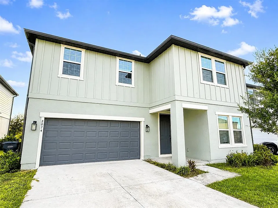 2074 Derwent Dr