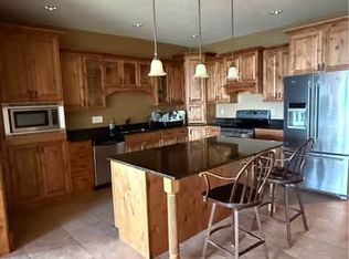 101 Marina Bluffs Ct Unit 6, Yankton, SD 57078