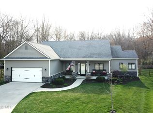 1022 Pamshire Downs Ct, Holland, OH 43528