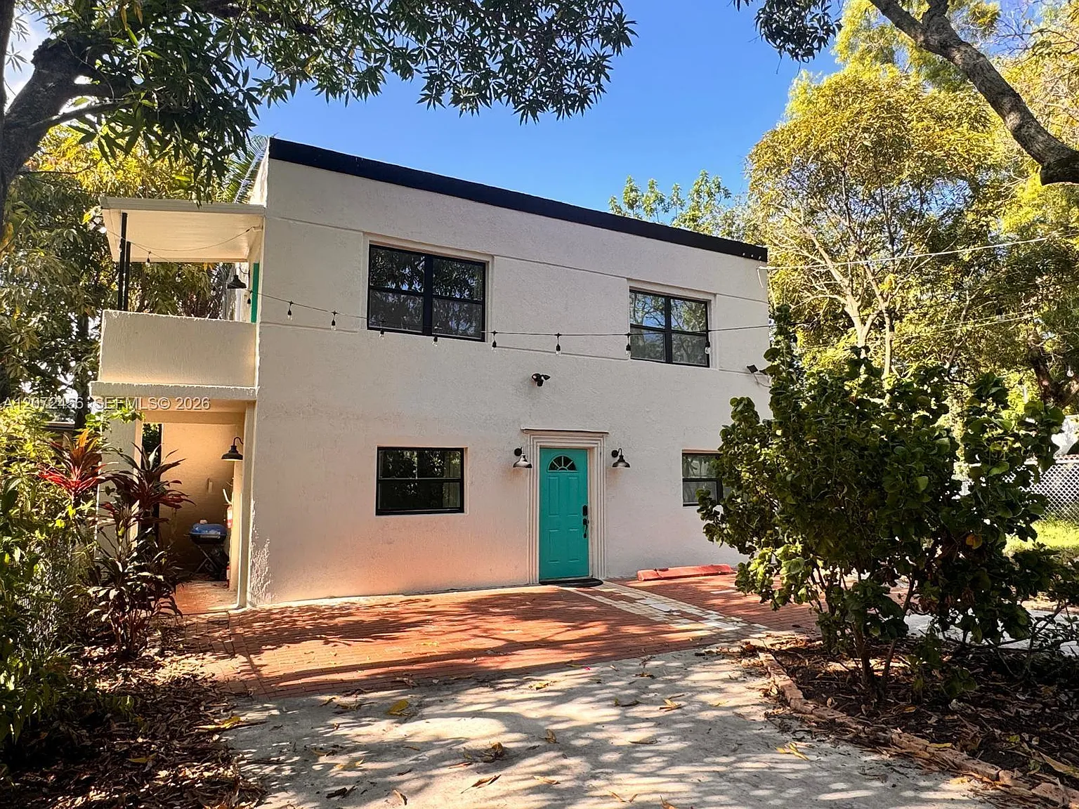 Rosedale — Photo 1