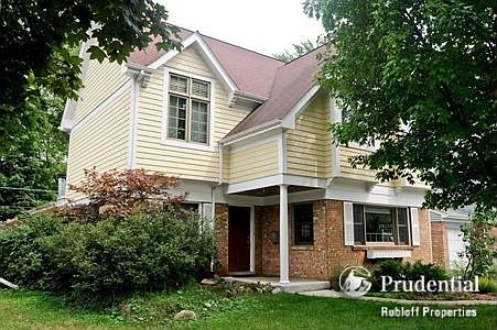 1st image of 931 Woodward Ave