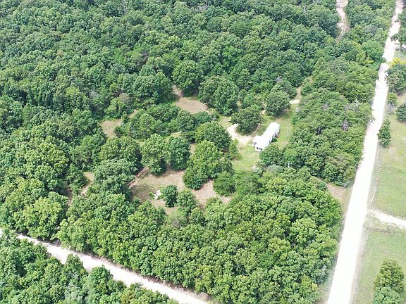 4th image of 810 County Road 507