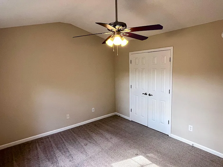 5364 Patuxent Dr — Photo 18
