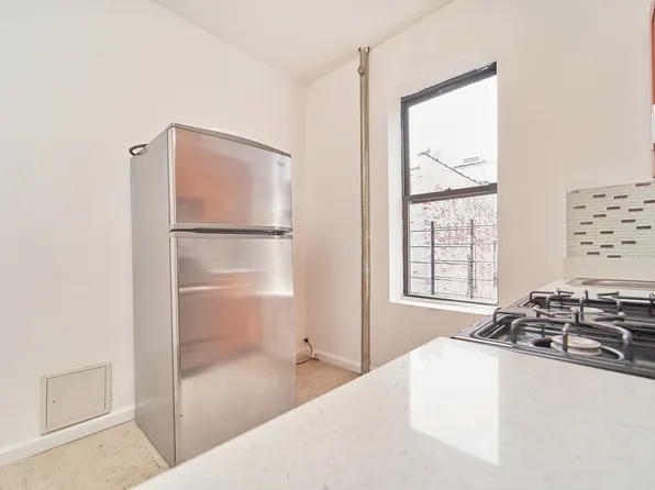 583 West 177th Street image 3 of 10