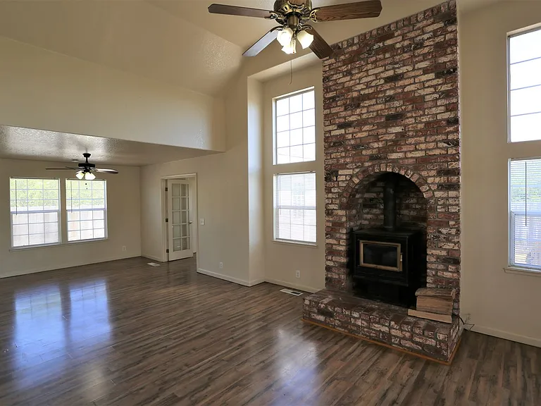 1613 Fig Ave #A — Photo 3