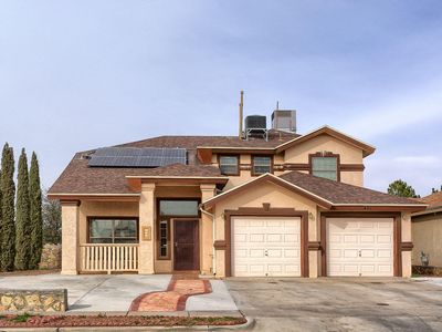 401 Santorini Ct, Socorro, TX, 79927