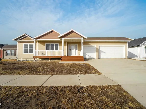 3344 32nd St W, Williston, ND 58801