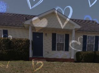 1010 Winesap Rd, Clarksville, TN 37040