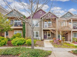 552 Fair Oaks Ave, Ashland, OR 97520